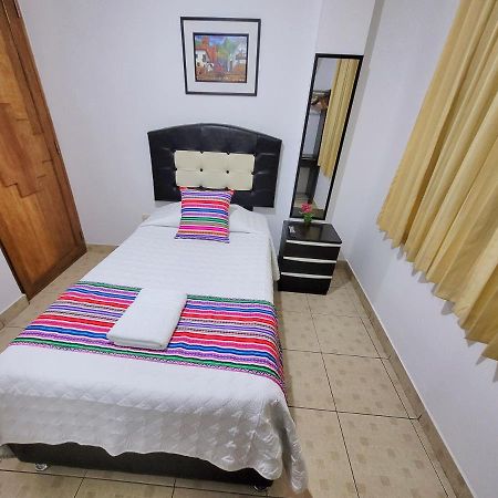 Hostal El Viajero En Олантаятамбо Екстериор снимка