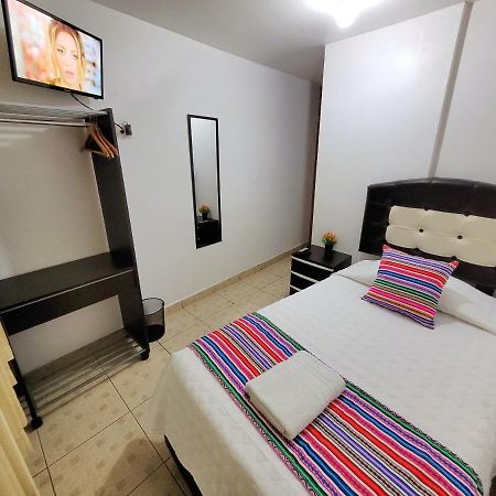 Hostal El Viajero En Олантаятамбо Екстериор снимка