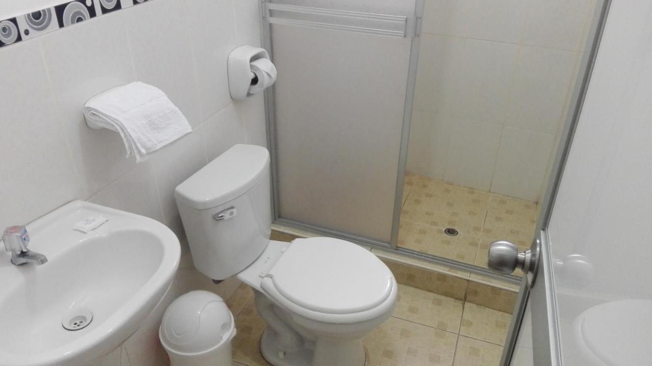 Hostal El Viajero En Олантаятамбо Екстериор снимка